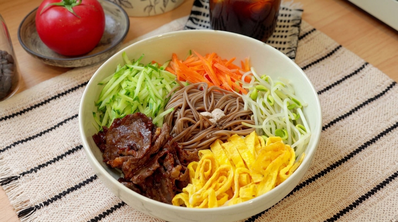Niskokaloryczny makaron soba z wołowiną i sosem yuzu ponzu