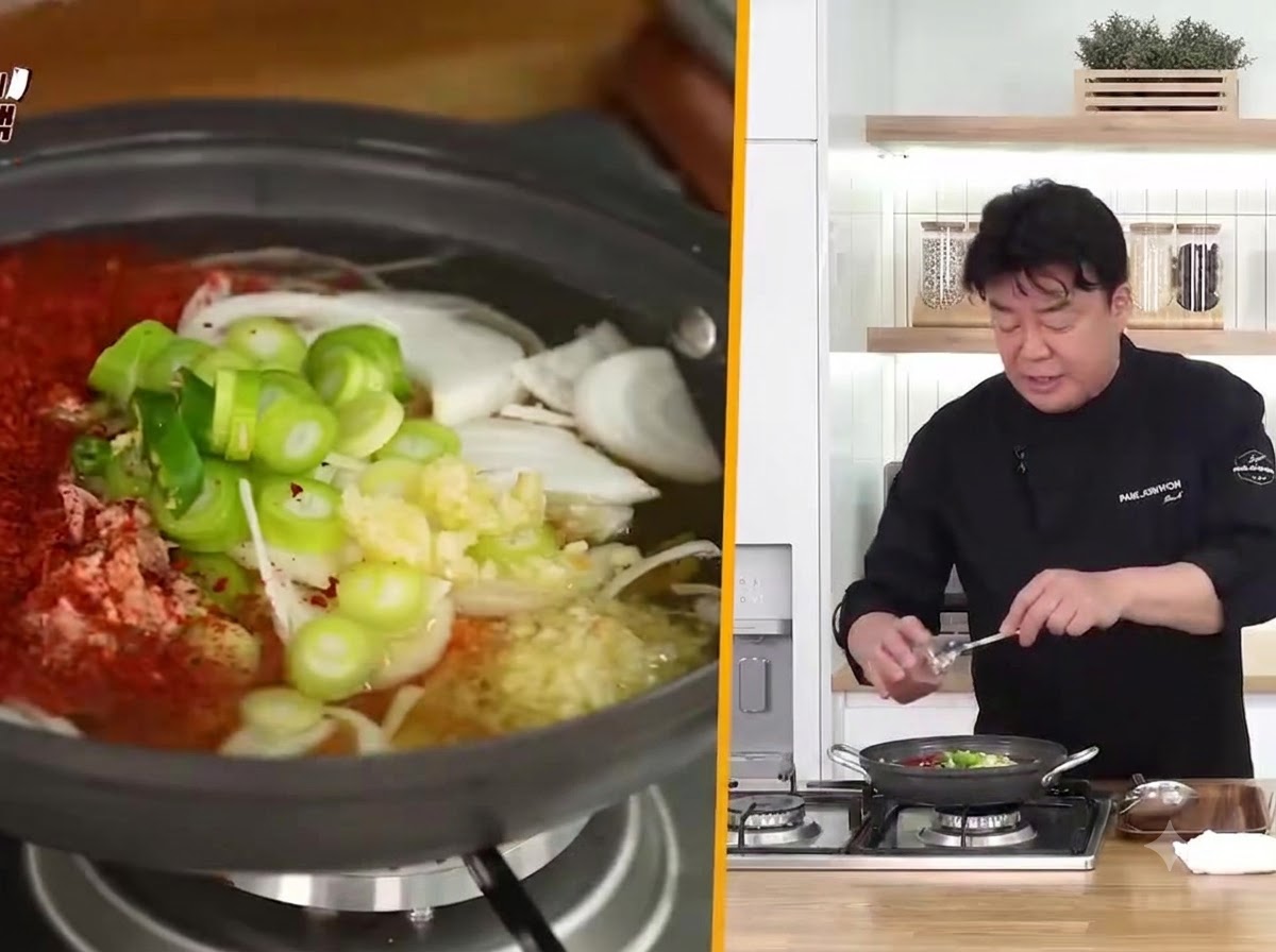 Grubo mielona czerwona papryka chili odmierzana i dodawana do wrzącego garnka z gulaszem z kimchi i tuńczykiem.